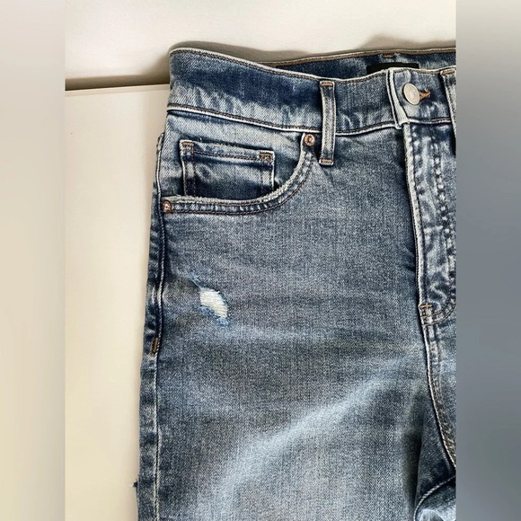 Express Modern Straight Leg Super High Rise Distressed Blue Jeans Women’s 2S NWT - Picture 8 of 14